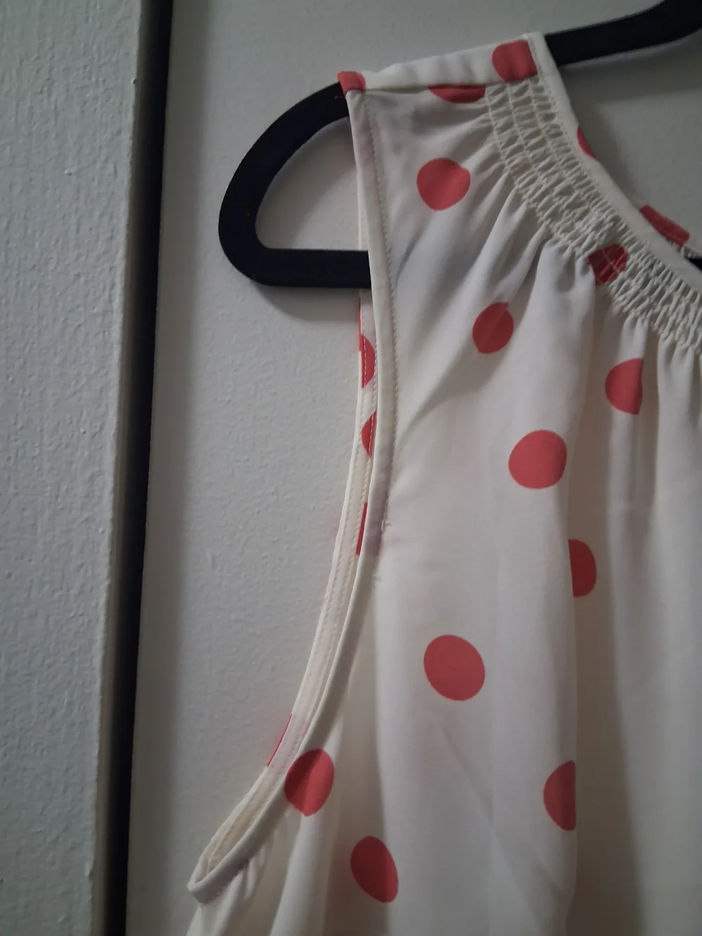 Talbots Cream Sleeveless Polka Dot Blouse with Coral Dots - Picture 6 of 8